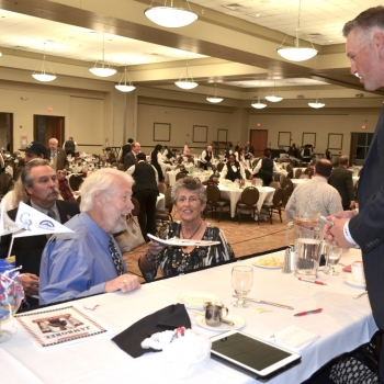 Michael Cuddyer Autgraphing for Fans
