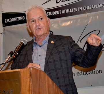 Rick West, Mayor of Chesapeake Introducing his Brother Steve West, Legend of Honor